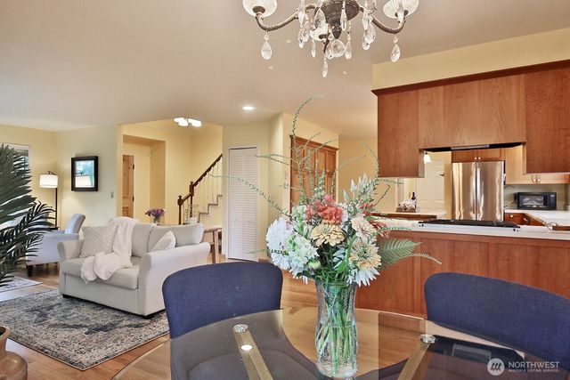 730 Gleason Ln, Langley, WA 98260