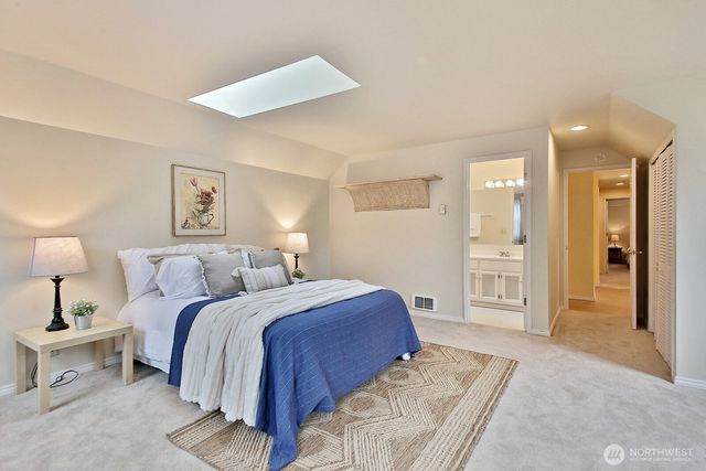 730 Gleason Ln, Langley, WA 98260