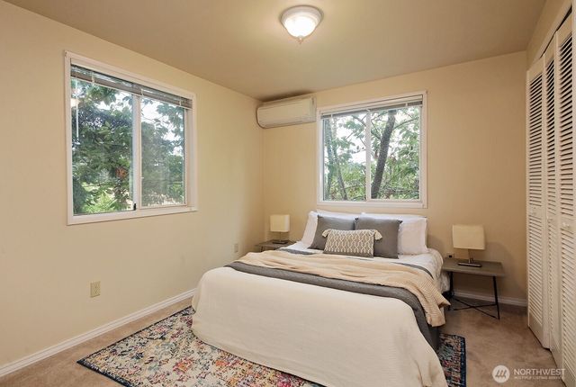 730 Gleason Ln, Langley, WA 98260