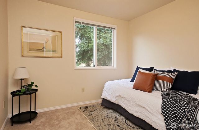 730 Gleason Ln, Langley, WA 98260