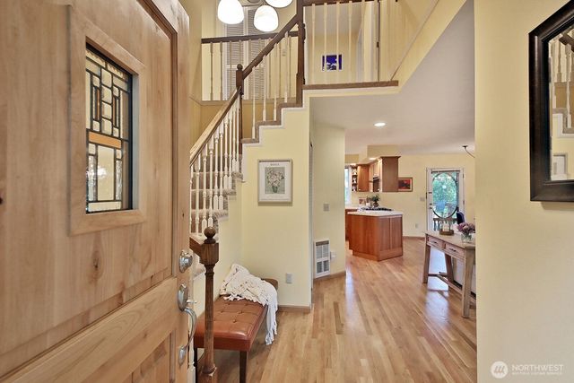 730 Gleason Ln, Langley, WA 98260