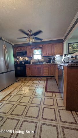 9813 Wilton Dr, Louisville, KY 40118