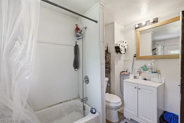 222 W Miller Avenue, Akron, OH 44301