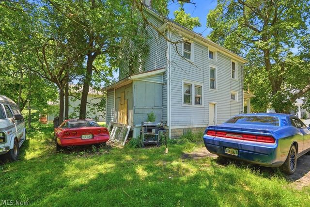 222 W Miller Avenue, Akron, OH 44301