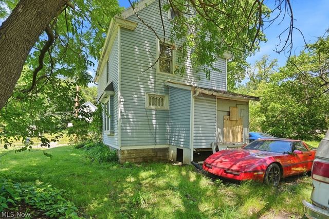 222 W Miller Avenue, Akron, OH 44301