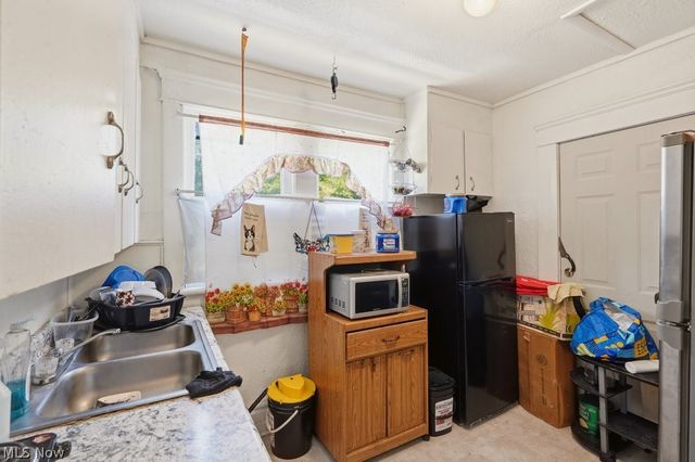 222 W Miller Avenue, Akron, OH 44301