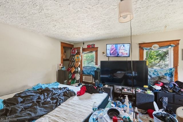 222 W Miller Avenue, Akron, OH 44301
