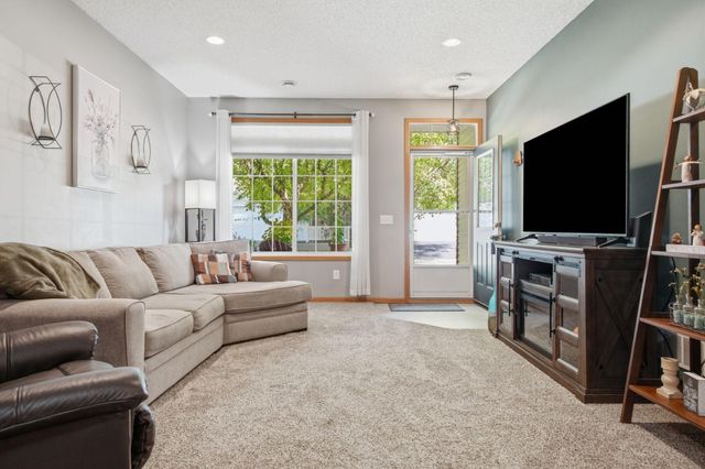 13425 Europa Court N 4, Hugo, MN 55038