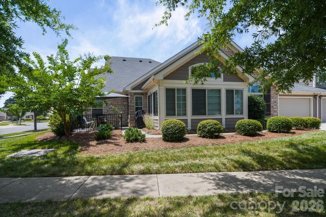 2307 Villa Oaks Court, Gastonia, NC 28054