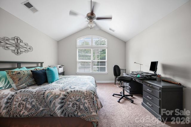 2307 Villa Oaks Court, Gastonia, NC 28054