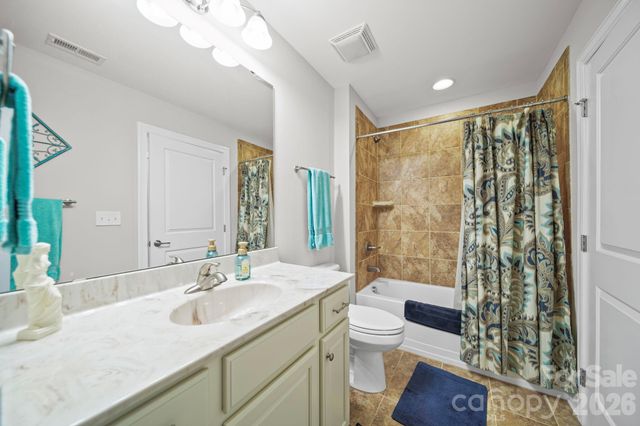 2307 Villa Oaks Court, Gastonia, NC 28054