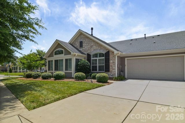 2307 Villa Oaks Court, Gastonia, NC 28054