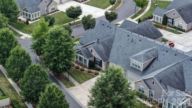 2307 Villa Oaks Court, Gastonia, NC 28054