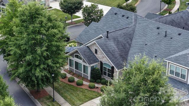 2307 Villa Oaks Court, Gastonia, NC 28054