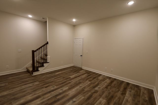 500 Peachers Mill Rd, Clarksville, TN 37042