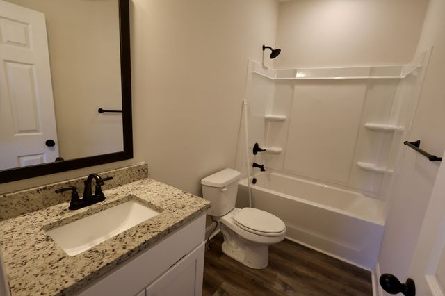 500 Peachers Mill Rd, Clarksville, TN 37042