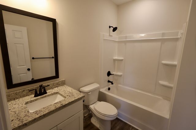 500 Peachers Mill Rd, Clarksville, TN 37042