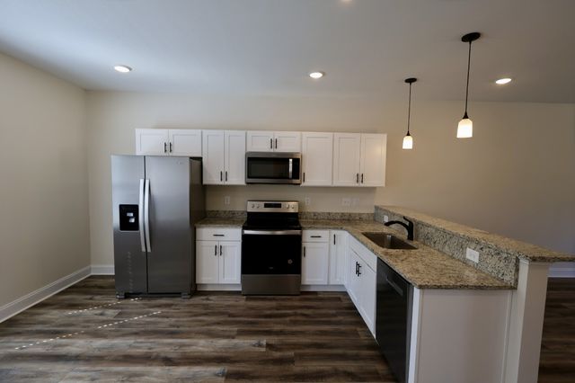 500 Peachers Mill Rd, Clarksville, TN 37042