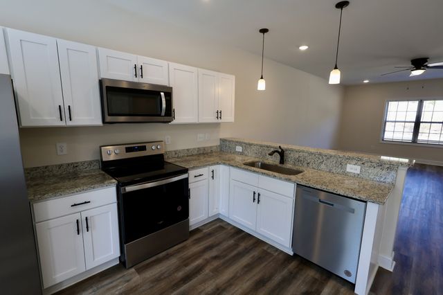 500 Peachers Mill Rd, Clarksville, TN 37042