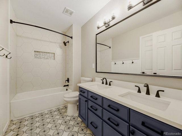 3818 Mallard Dr, Highlands Ranch, CO 80126