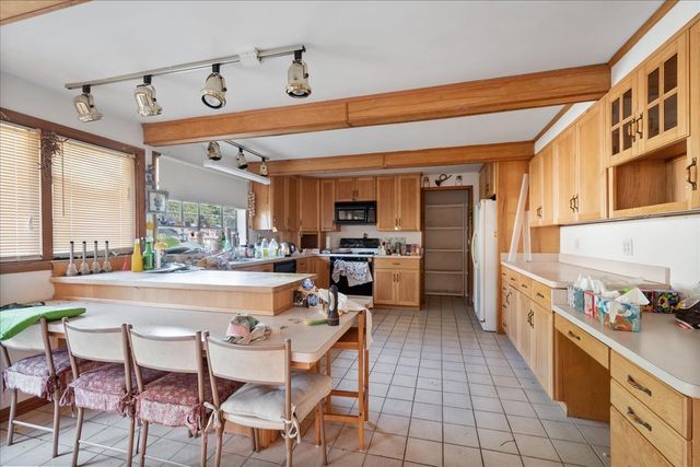 642 Sheridan Road, Evanston, IL 60202