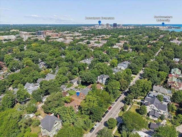 642 Sheridan Road, Evanston, IL 60202