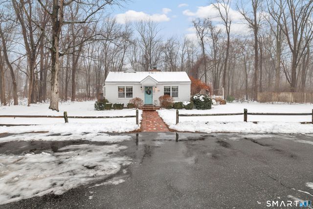 60 Clinton Avenue, Westport, CT 06880