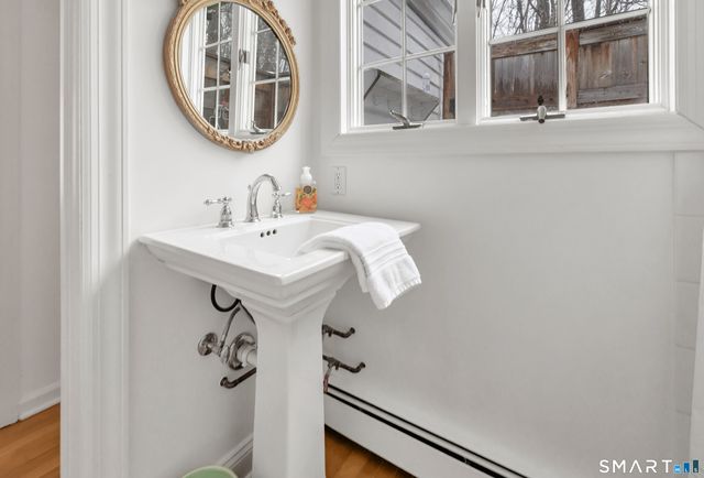 60 Clinton Avenue, Westport, CT 06880