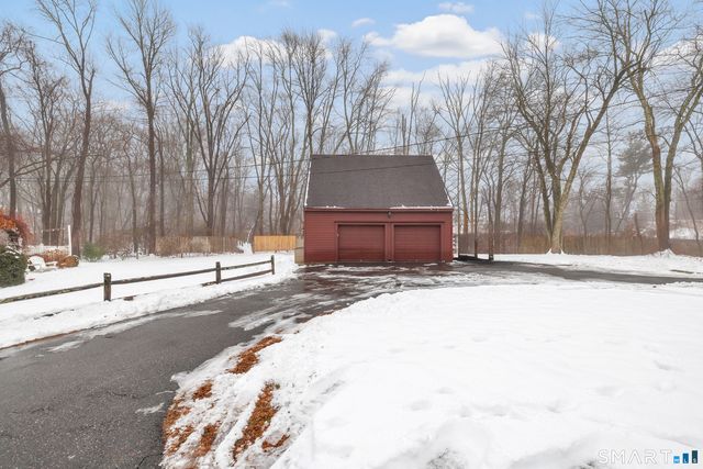 60 Clinton Avenue, Westport, CT 06880