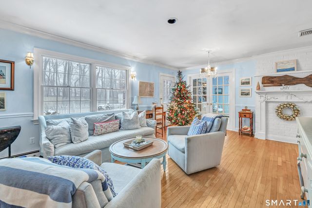 60 Clinton Avenue, Westport, CT 06880