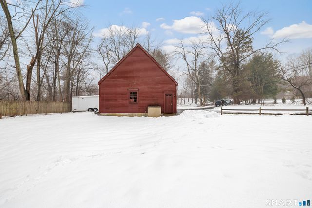 60 Clinton Avenue, Westport, CT 06880