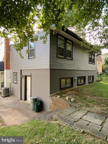 900 WADE AVE, Rockville, MD 20851