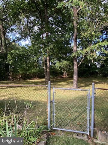 900 WADE AVE, Rockville, MD 20851