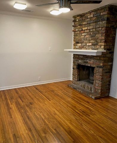 2140 Montalba Avenue, Dallas, TX 75228