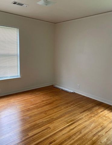 2140 Montalba Avenue, Dallas, TX 75228