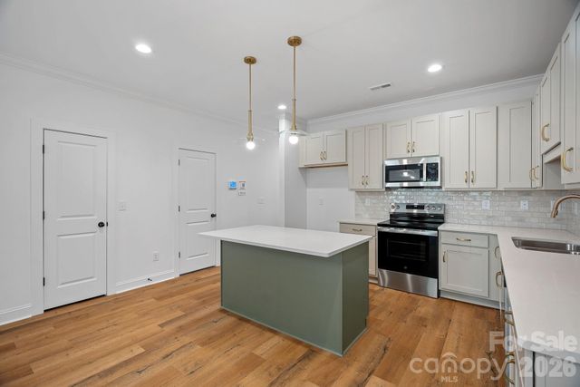 4021 Sofley Road, Charlotte, NC 28206