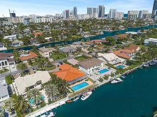 437 Holiday Drive, Hallandale Beach, FL 33009