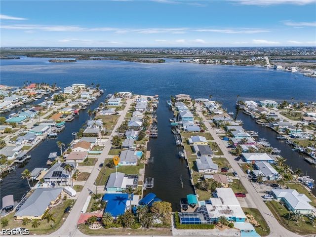 2709 Clyde ST, Matlacha, FL 33993