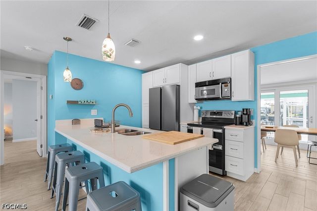 2709 Clyde ST, Matlacha, FL 33993