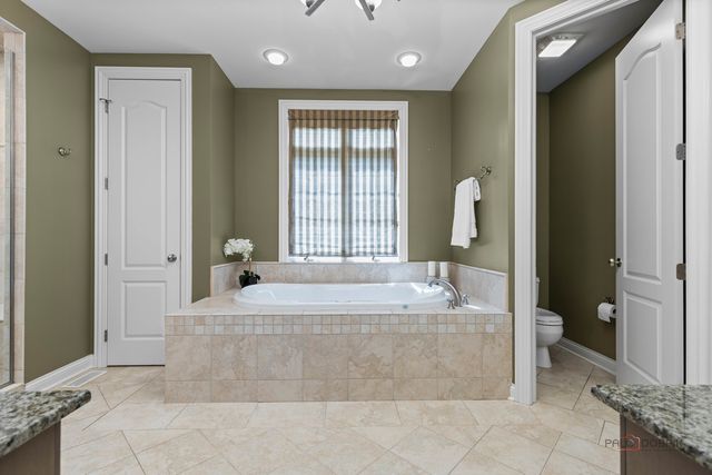 4979 Wild Rose Lane, Long Grove, IL 60047