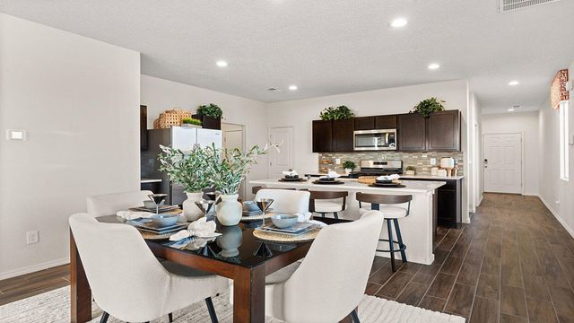 2466 Royal Troon Street NE, Rio Rancho, NM 87144