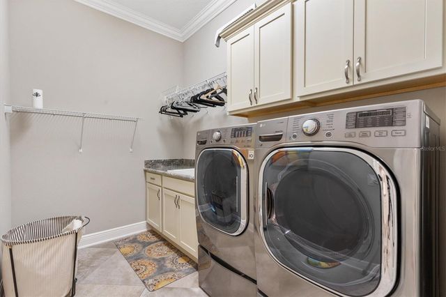 984 IRON OAK WAY, The Villages, FL 32163