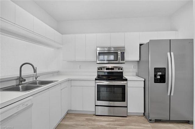 328 Bradstrom CIR E101, Naples, FL 34113