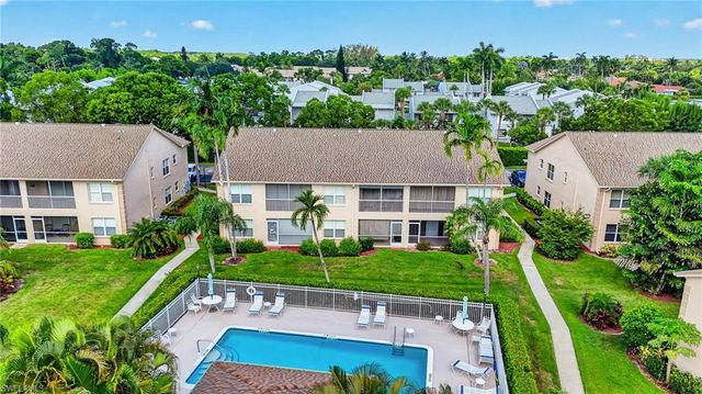 328 Bradstrom CIR E101, Naples, FL 34113