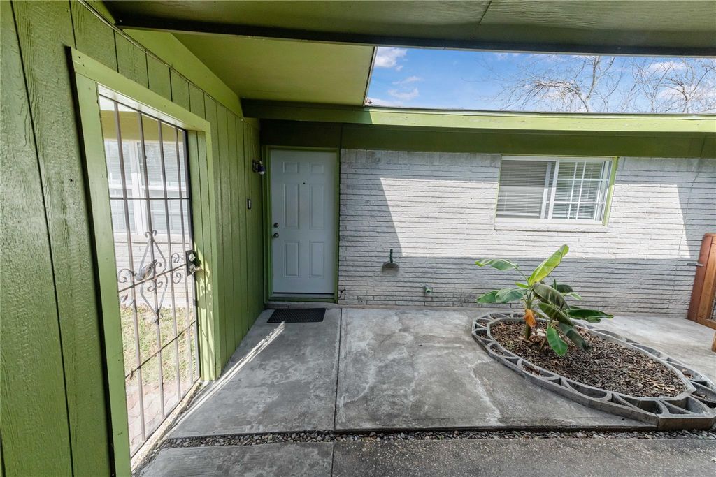 5801 Wellington DR A, Austin, TX 78723