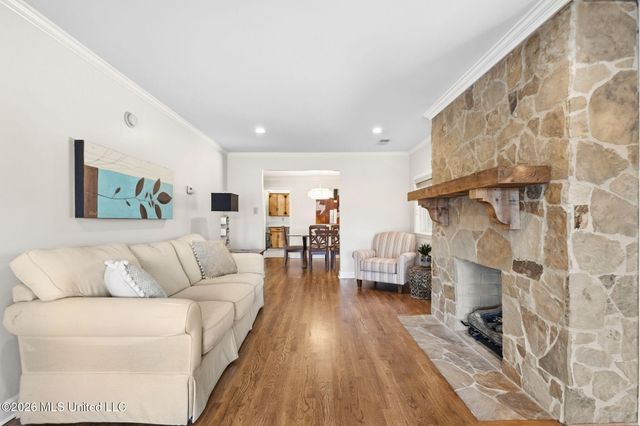 7300 W Shahkoka Drive, Olive Branch, MS 38654