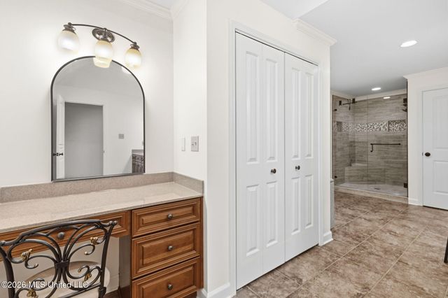 7300 W Shahkoka Drive, Olive Branch, MS 38654