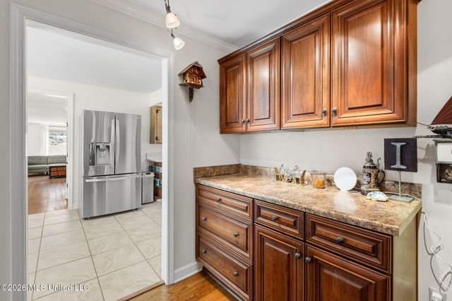 7300 W Shahkoka Drive, Olive Branch, MS 38654