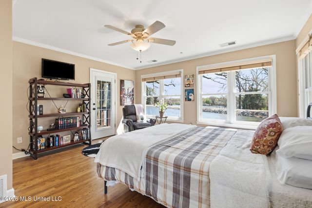 7300 W Shahkoka Drive, Olive Branch, MS 38654