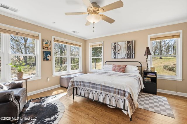 7300 W Shahkoka Drive, Olive Branch, MS 38654